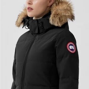 ISO NWT Canada Goose Chelsea Heritage Parka, Black, Medium, Classic Disc